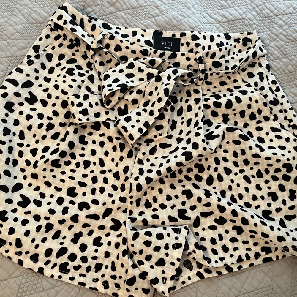 Vici shorts
